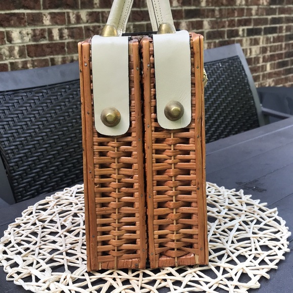 Vintage Woven Wicker Handbag w/ Leather Trim‎ - Picture 6 of 13